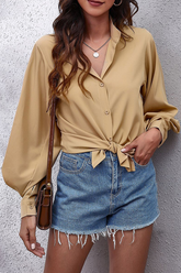 Blusa elegante de moda con cuello vuelto y hebilla de patchwork sólido